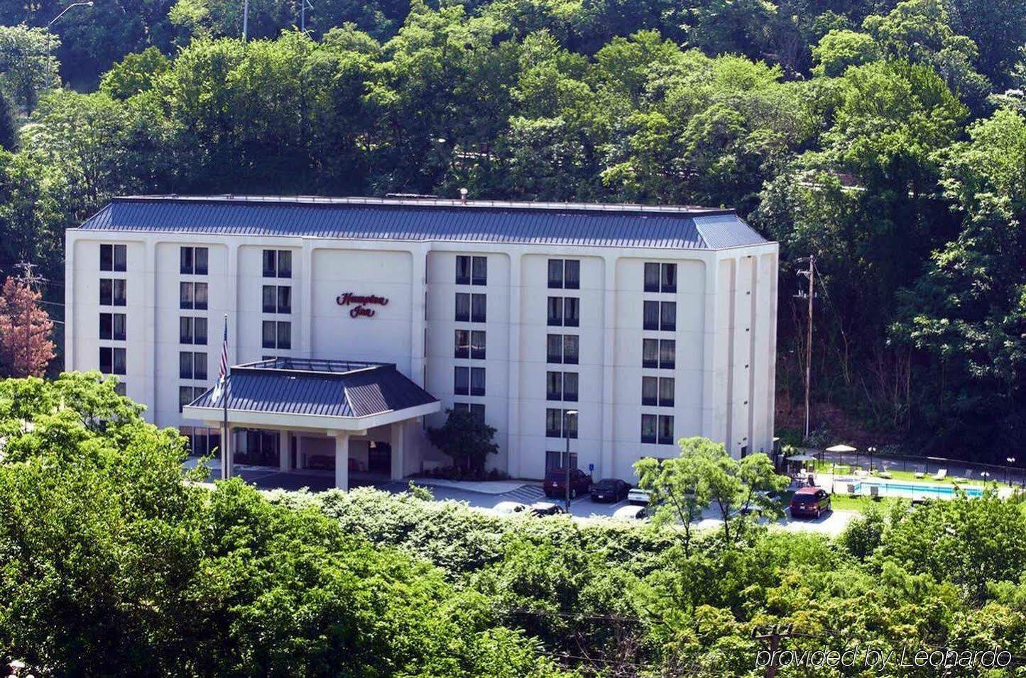 Hampton Inn Pittsburgh Greentree Exterior photo